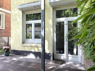 von hinten